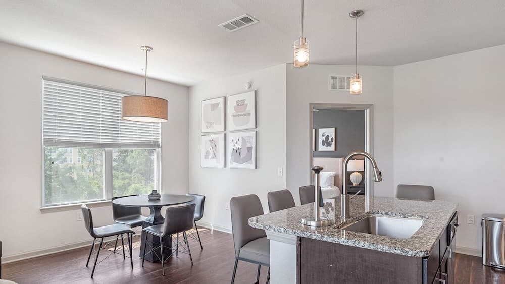 Landing Bradenton Near G.T. Bray Park interior in Bradenton, FL — gallery photo 2