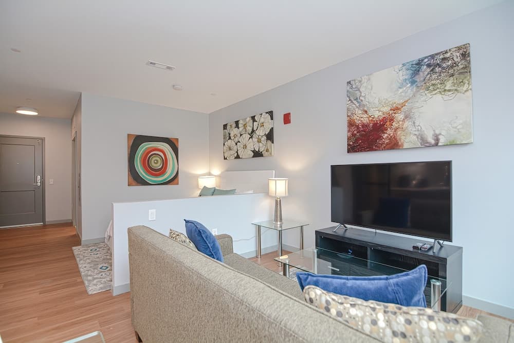 Global Luxury Suites Downtown Providence gallery photo in Providence, RI — image 57