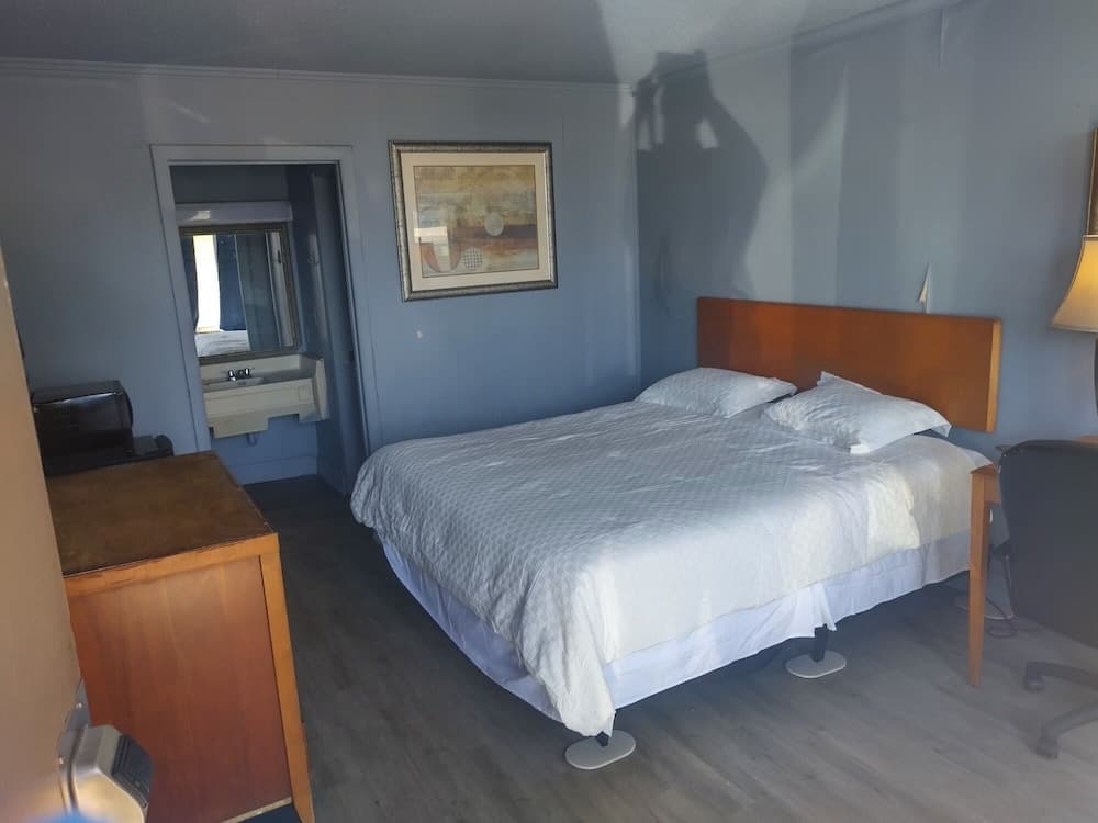 Greensboro Arcadia Inn property views in Greensboro, NC — gallery photo 3