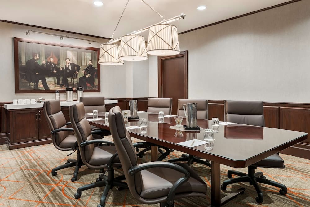 President Abraham Lincoln Springfield - DoubleTree by Hilton gallery photo in Springfield, IL — image 16