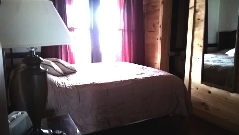 The Baseball Hotel gallery photo in Richfield Springs, NY — image 92