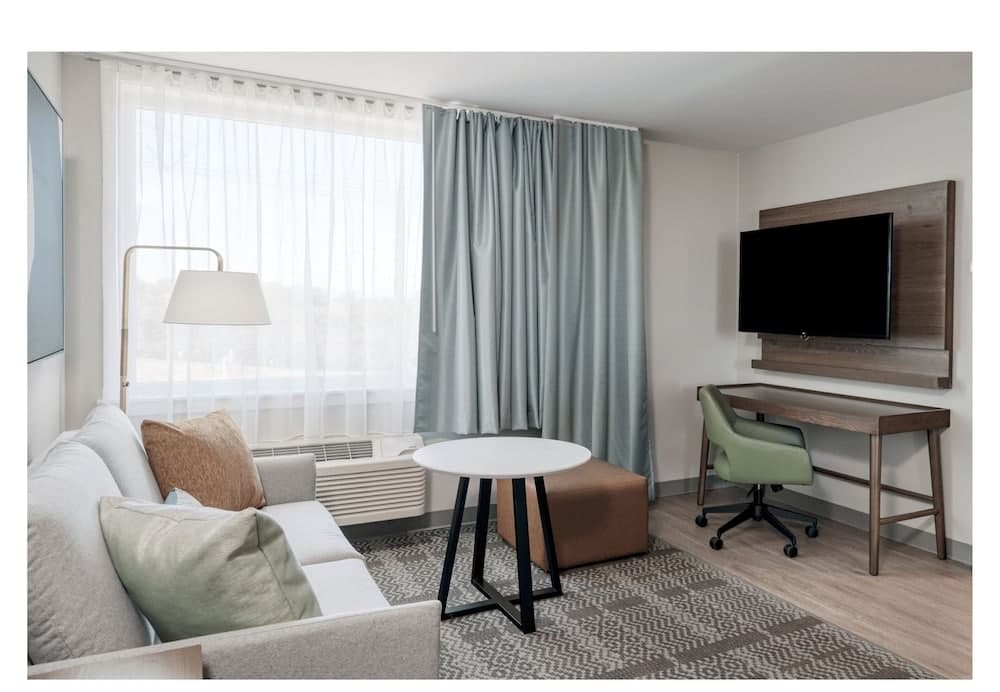 Staybridge Suites Federal Way - Seattle South by IHG gallery photo in Federal Way, WA — image 4