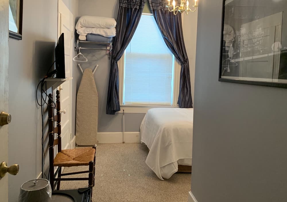 The Hotel Belvidere gallery photo in Hawley, PA — image 6
