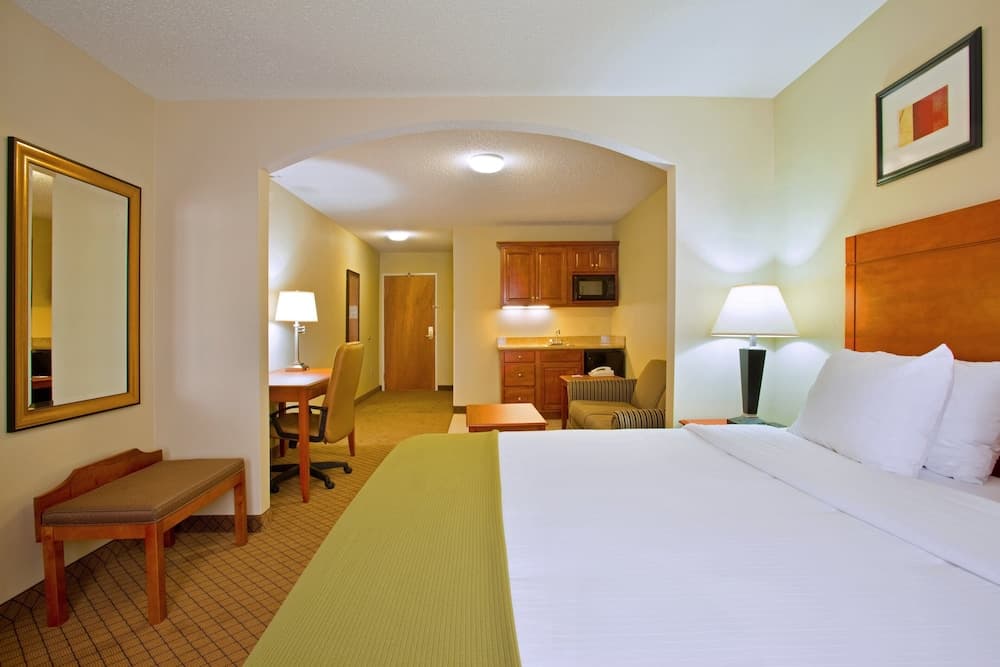 Holiday Inn Express Hotel & Suites Goshen by IHG gallery photo in Goshen, IN — image 62