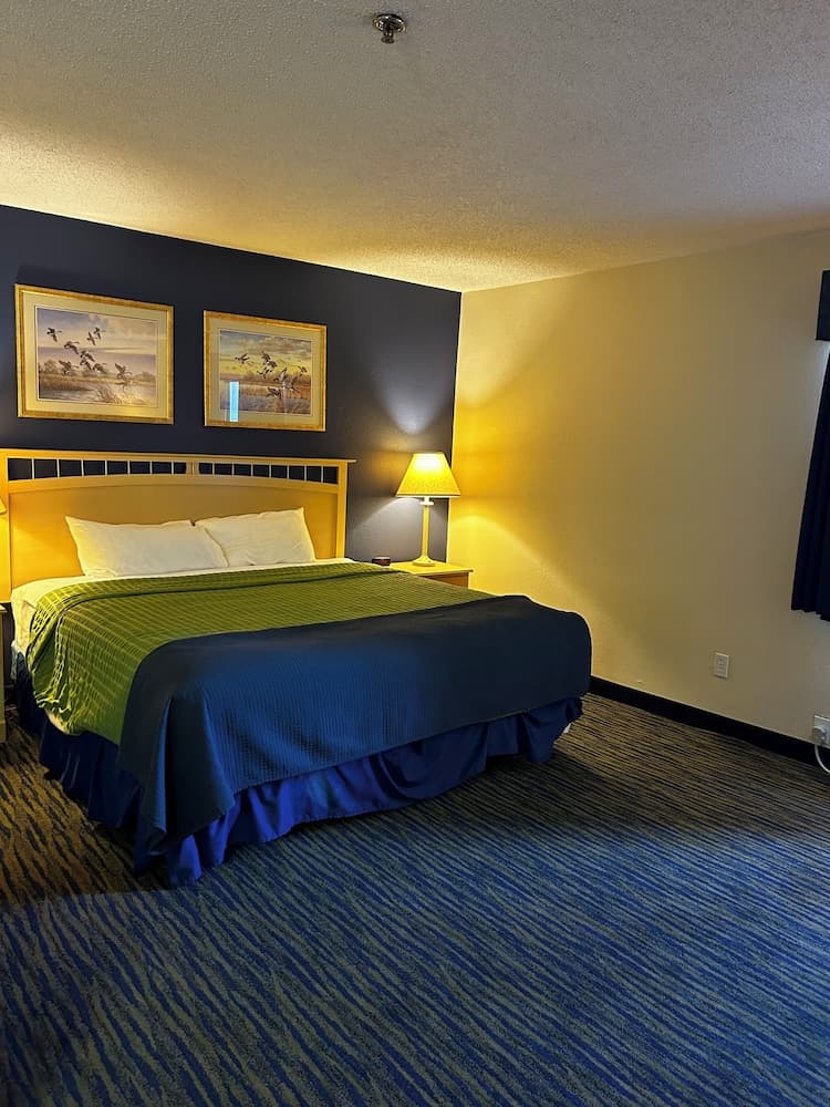 Ameristay Hotel Inn & Suites Waverly interior in Waverly, OH — gallery photo 2