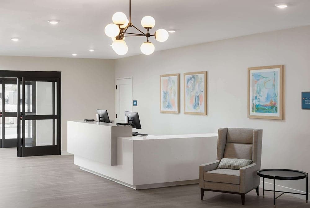 WaterWalk Extended Stay by Wyndham Huntsville interior in Huntsville, AL — gallery photo 2