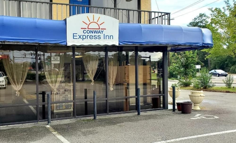 Motel 6 – Conway, SC featured exterior or lobby in Conway, SC — similar hotel