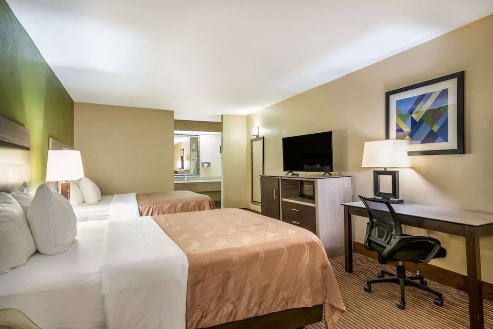 Quality Inn & Suites Garland - East Dallas gallery photo in Garland, TX — image 5