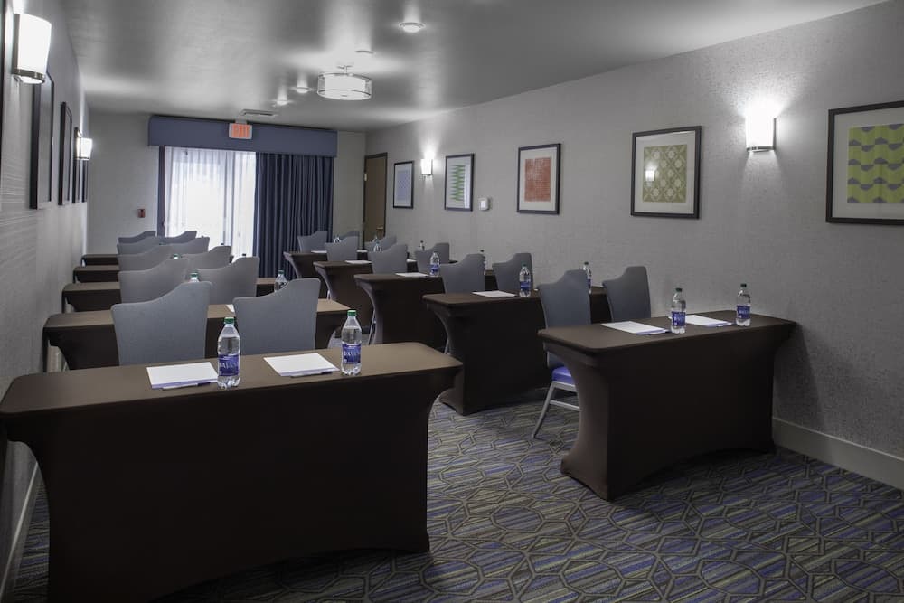 Holiday Inn Express & Suites Interstate 90 by IHG gallery photo in Coeur d'Alene, ID — image 8