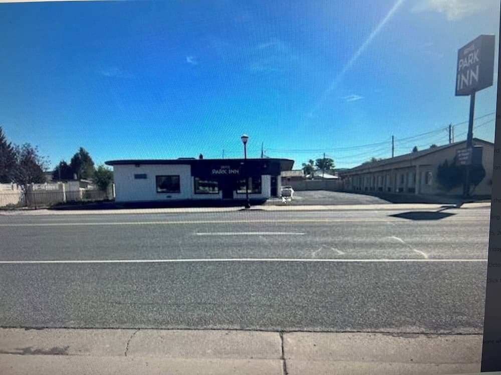 Bryce Park Inn featured exterior or lobby in Panguitch, UT — similar hotel