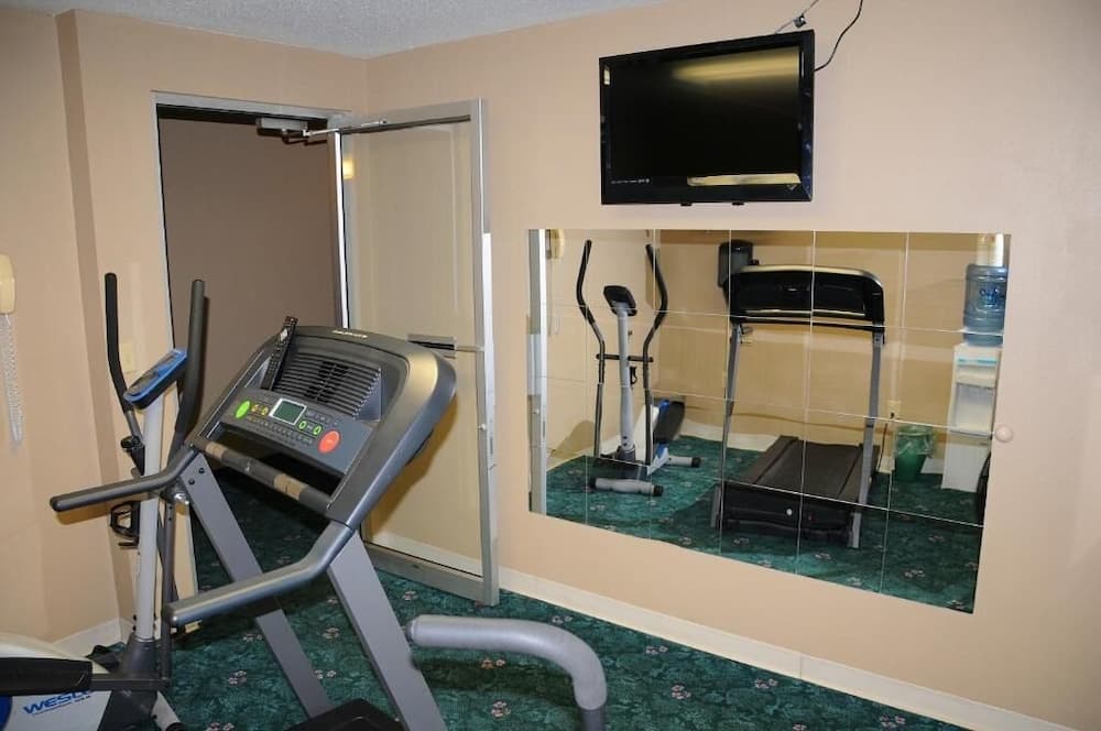 Boarders Inn & Suites property views in Lamar, MO — gallery photo 3