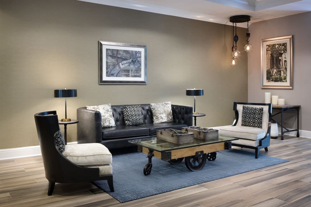 Residence Inn by Marriott Savannah Downtown/Historic Distric interior in Savannah, GA — gallery photo 2