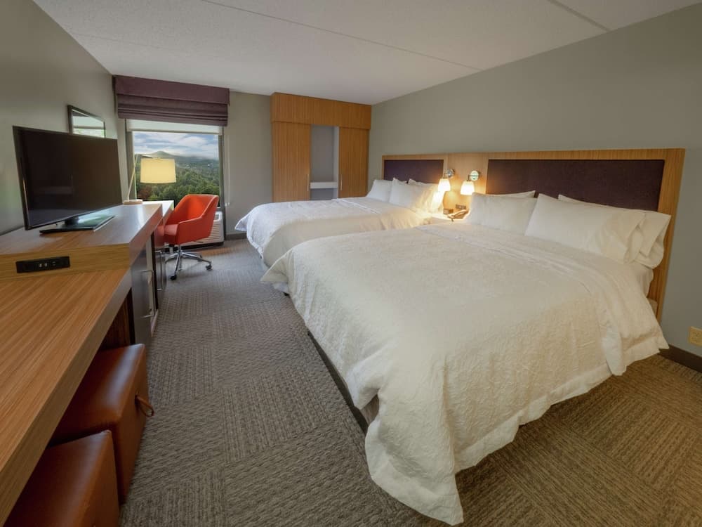 Hampton Inn Hazleton gallery photo in Sugarloaf, PA — image 40