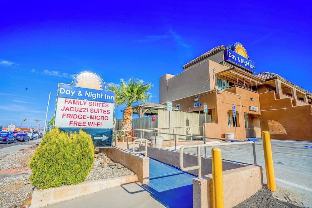 Day&Night Inn gallery photo in Hesperia, CA — image 30