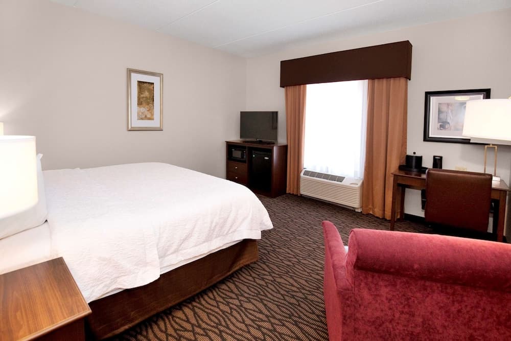 Hampton Inn Butler property views in Butler, PA — gallery photo 3