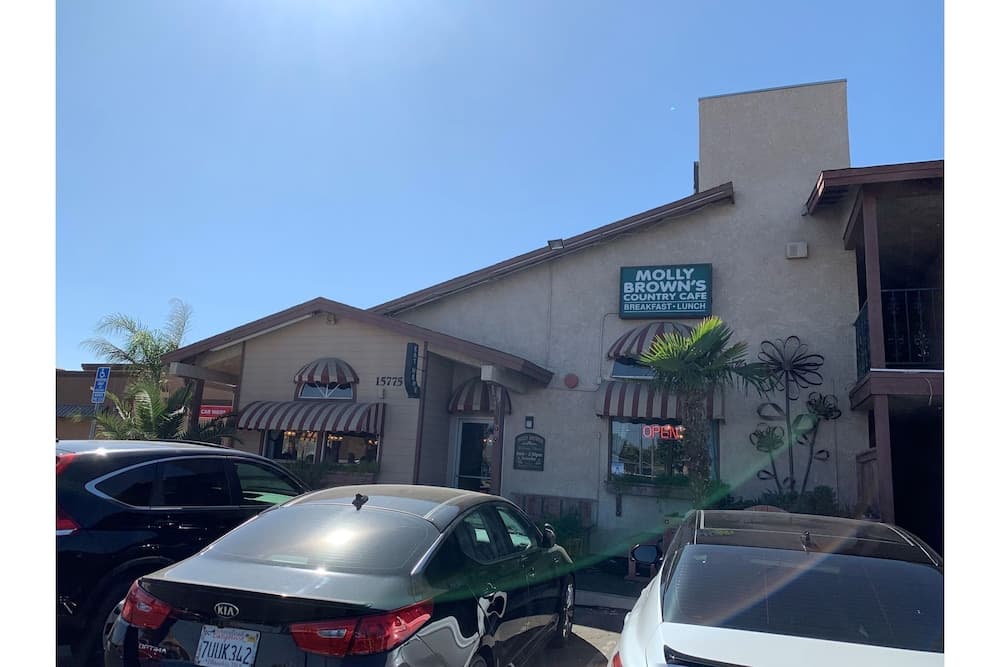 Hotel Avenida Victorville I 15 gallery photo in Victorville, CA — image 12