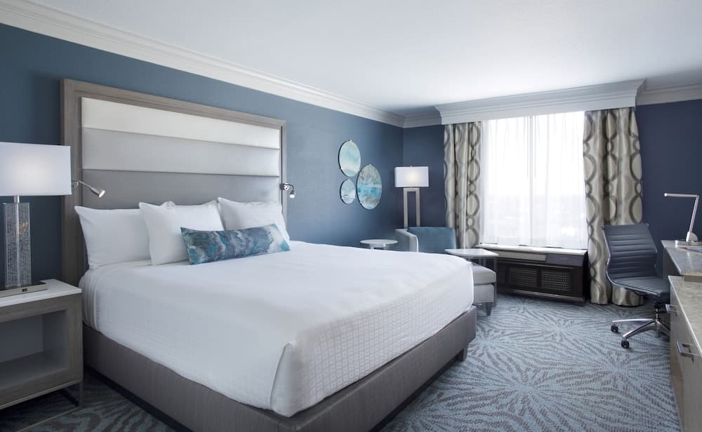 Rosen Centre Hotel interior in Orlando, FL — gallery photo 2