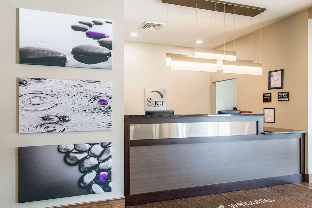 Sleep Inn & Suites Galion interior in Galion, OH — gallery photo 2