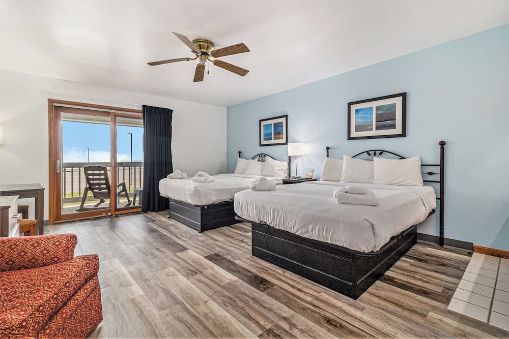 Snyder's Shoreline Inn gallery photo in Ludington, MI — image 137