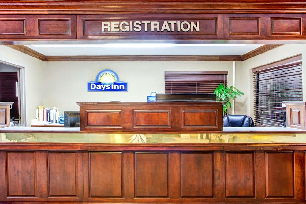 Days Inn by Wyndham Kennesaw interior in Kennesaw, GA — gallery photo 2