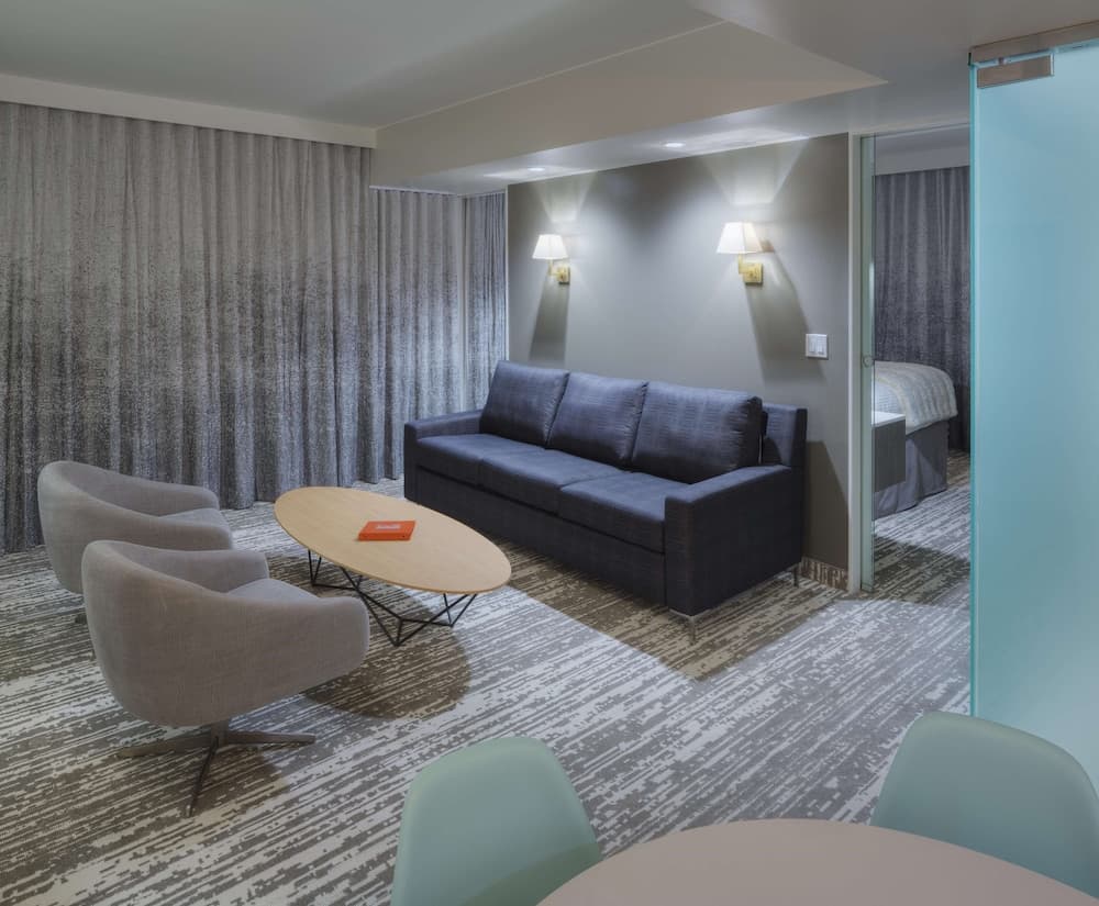 Hotel Eastlund - Best Western Premier Collection gallery photo in Portland, OR — image 8