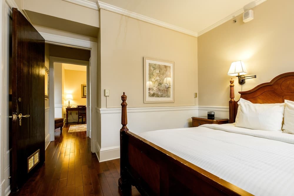 Hotel 340 gallery photo in St. Paul, MN — image 62