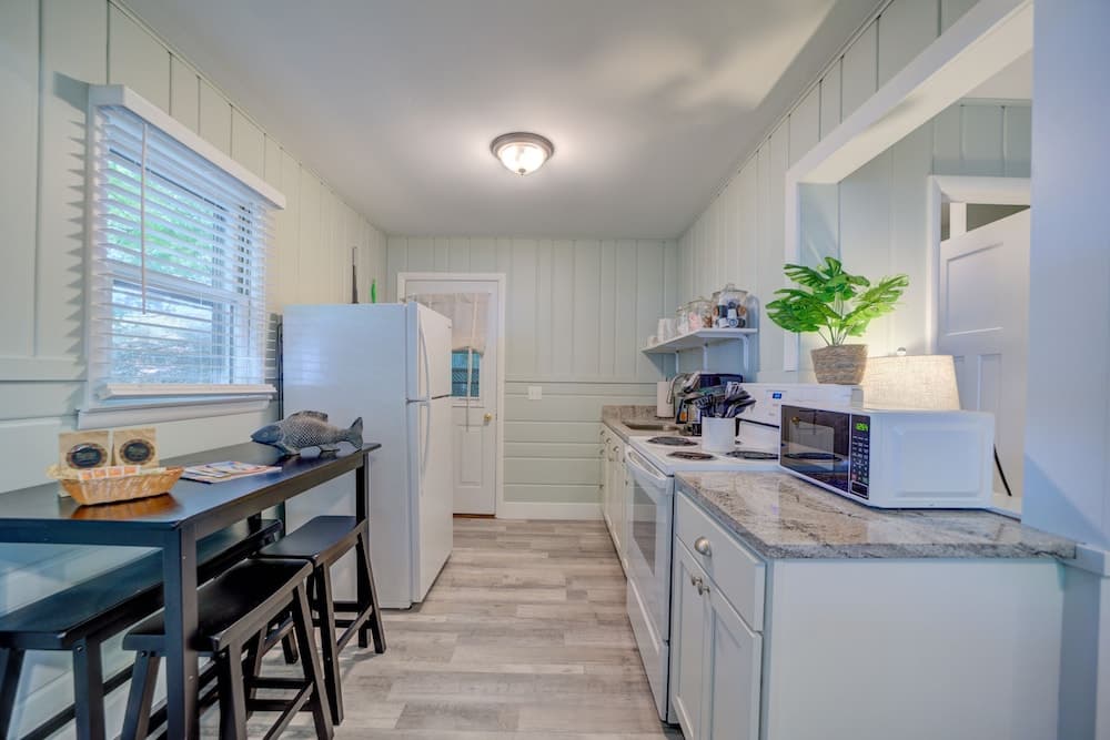 Scenic Drive Resort by DreamStay gallery photo in Muskegon, MI — image 38
