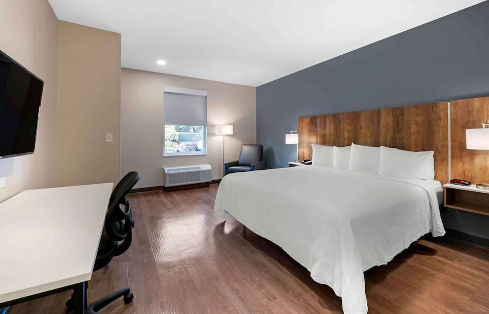 Extended Stay America Premier Suites Ft Lauderdale CypressCk gallery photo in Pompano Beach, FL — image 34
