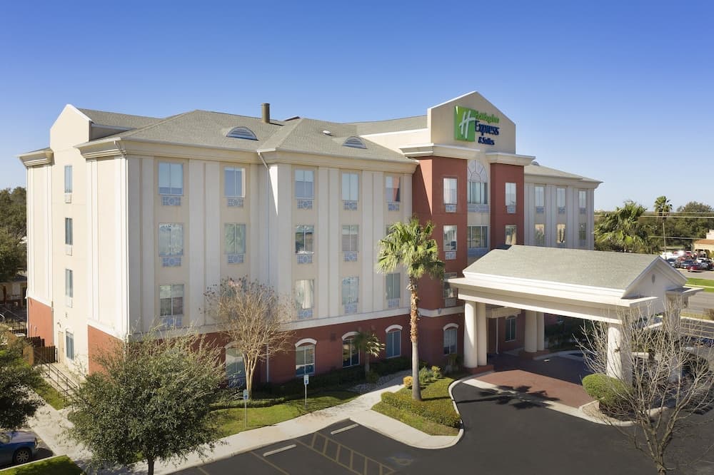 Holiday Inn Express Hotel & Suites Uvalde by IHG featured exterior or lobby in Uvalde, TX — similar hotel