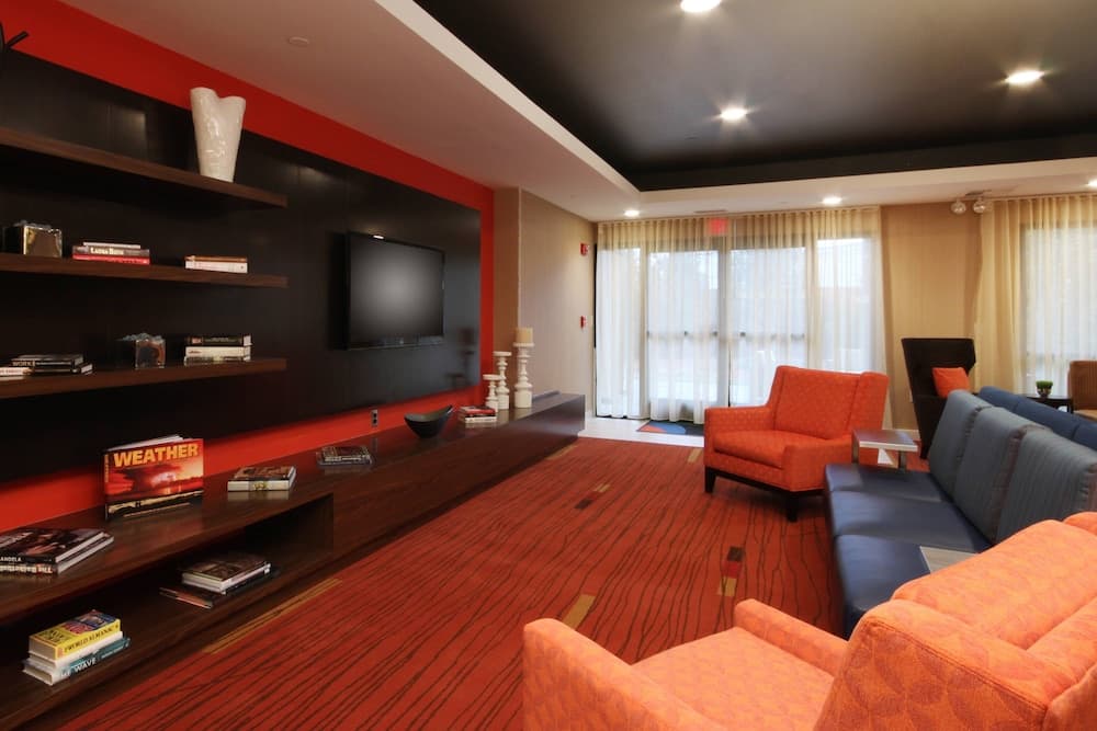 Courtyard Flint by Marriott gallery photo in Flint, MI — image 45