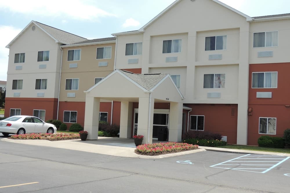 Fairfield Inn by Marriott Indianapolis South featured exterior or lobby in Indianapolis, IN — similar hotel