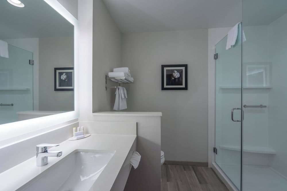 Fairfield Inn and Suites by Marriott Lubbock Southwest interior in Lubbock, TX — gallery photo 2