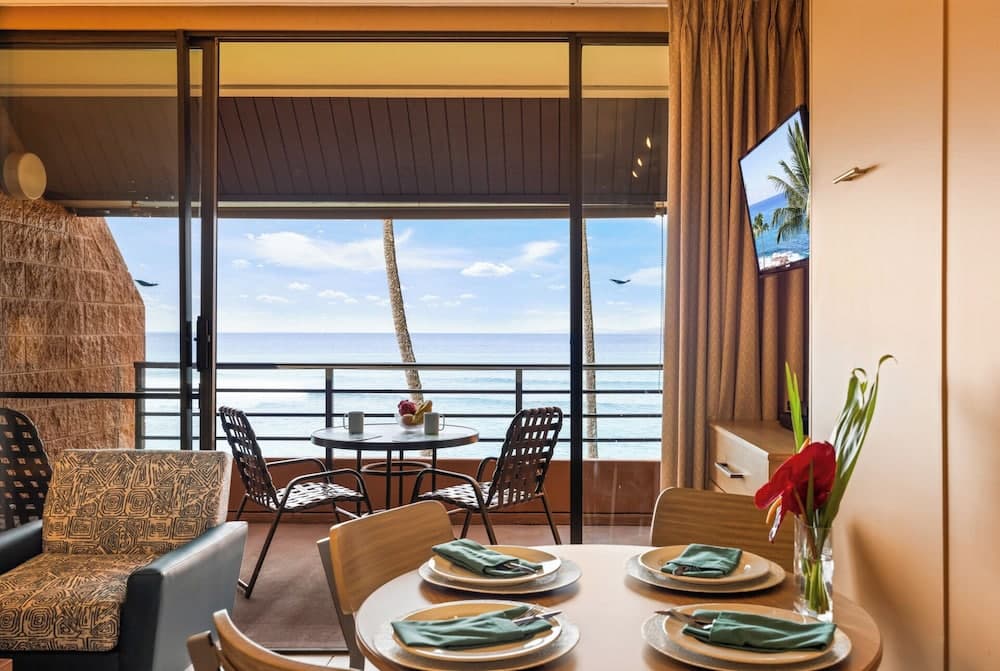 Kuleana Club - 619 featured exterior or lobby in Lahaina, HI — similar hotel
