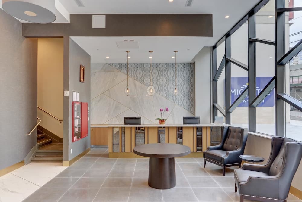 Microtel Inn by Wyndham Long Island City property views in Long Island City, NY — gallery photo 3