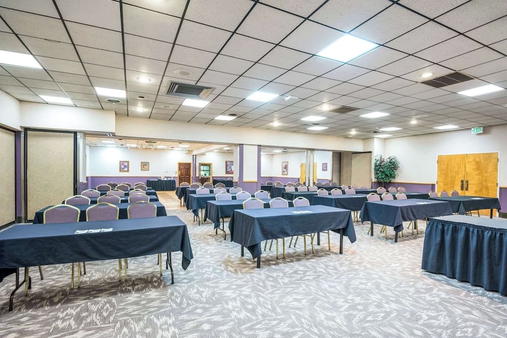 Clarion Inn Grand Junction gallery photo in Grand Junction, CO — image 49