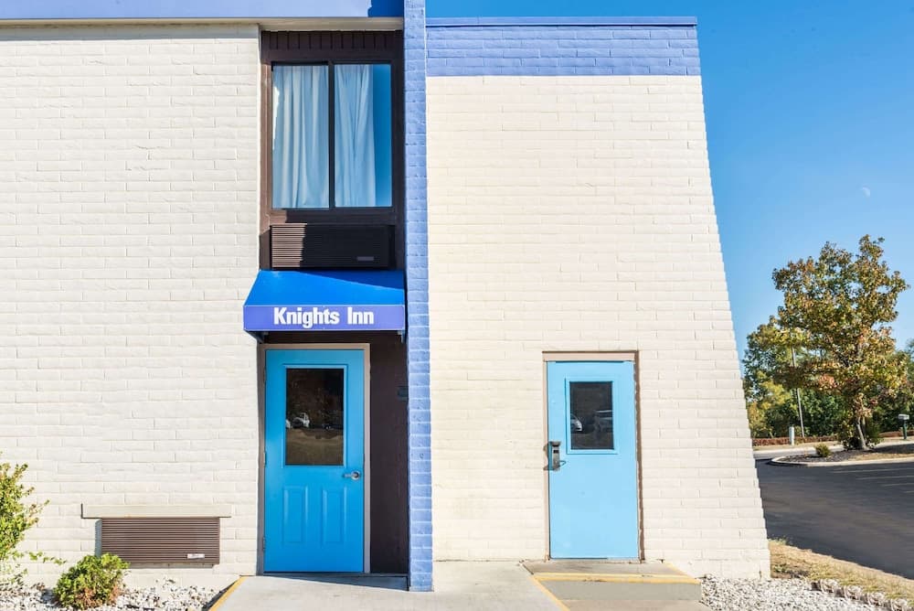Knights Inn Dayton at Poe Ave — hotel in Vandalia, Ohio