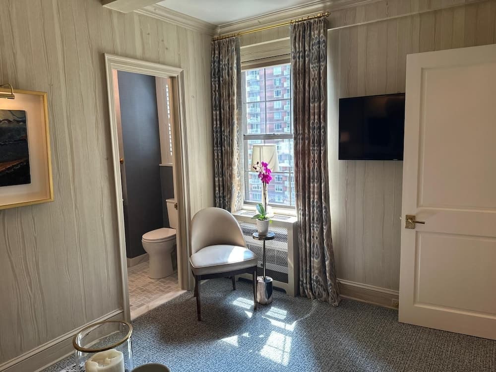 NY Luxury Home Suites property views in New York, NY — gallery photo 3