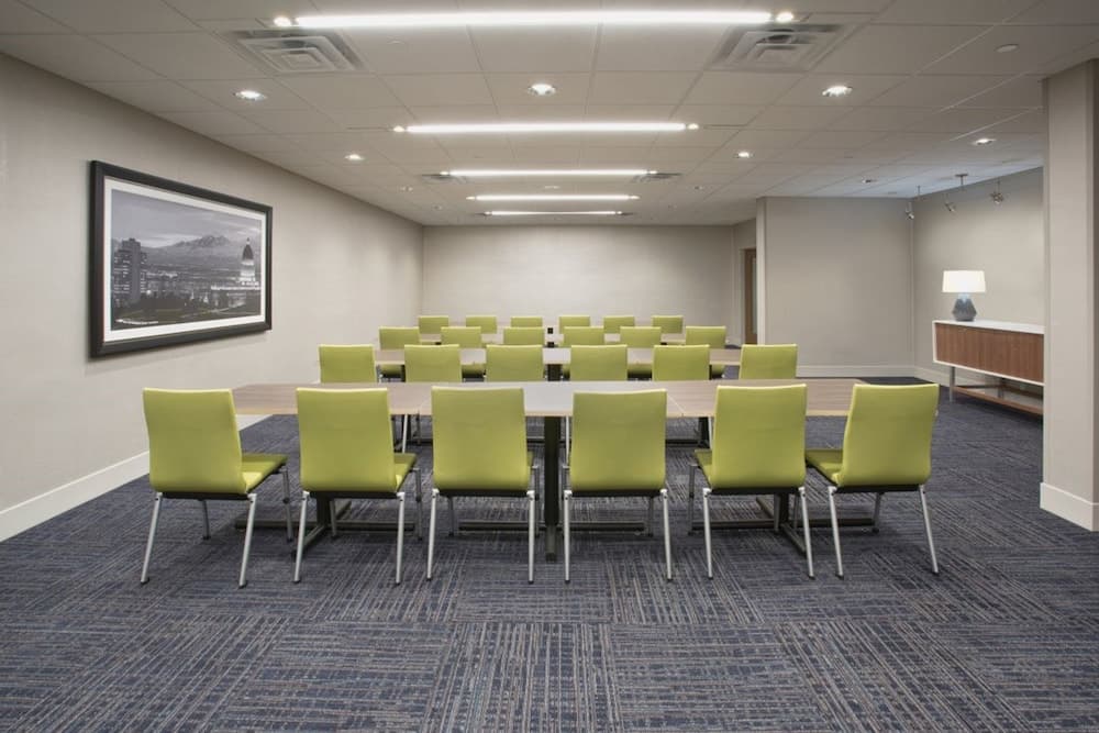 Holiday Inn Express & Suites Junction City by IHG property views in Junction City, KS — gallery photo 3