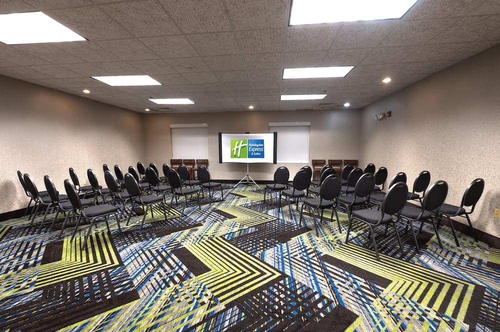 Holiday Inn Express Hotel & Suites Goshen by IHG gallery photo in Goshen, IN — image 33