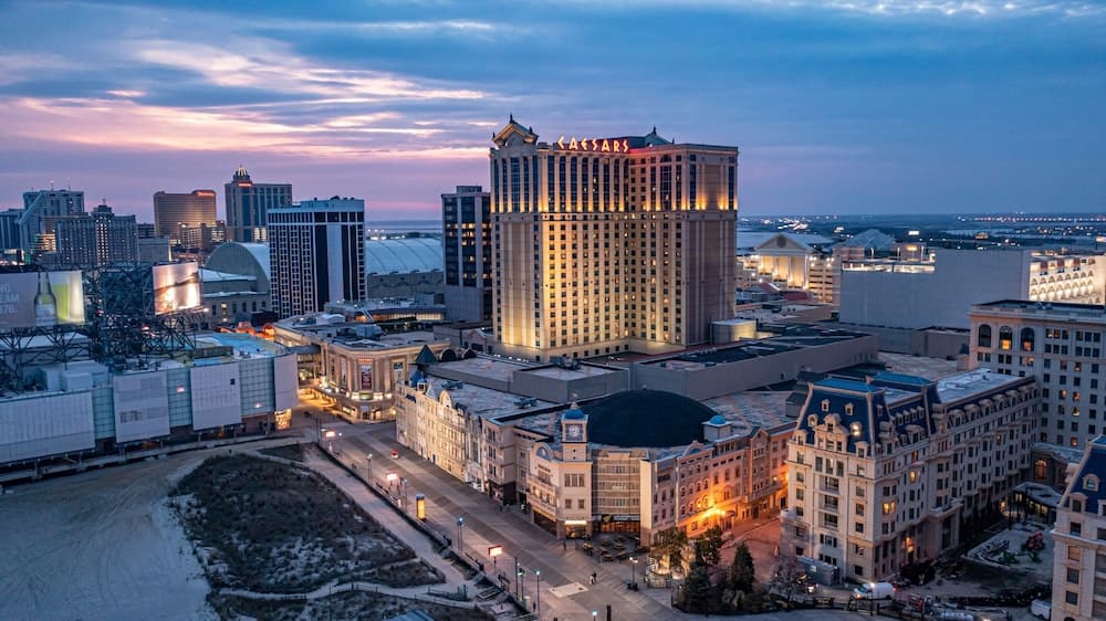 Caesars Atlantic City Resort & Casino - A Caesars Rewards Destination — hotel in Atlantic City, New Jersey