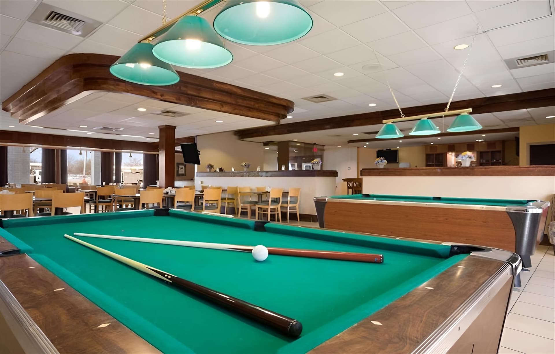 Lorain Studio Suites exterior or lobby in Elyria, OH — main listing photo