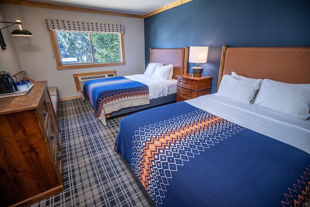 Outbound Mammoth interior in Mammoth Lakes, CA — gallery photo 2