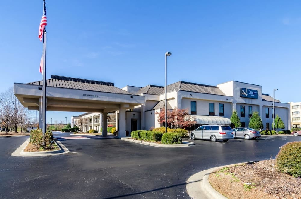 Quality Inn Lumberton North — hotel in Lumberton, North Carolina
