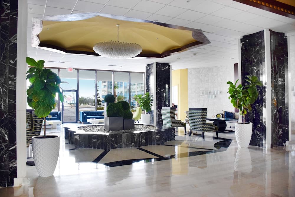 Seacoast Suites on Miami Beach interior in Miami Beach, FL — gallery photo 2