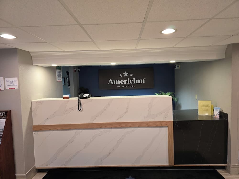 AmericInn by Wyndham Beloit interior in Beloit, WI — gallery photo 2