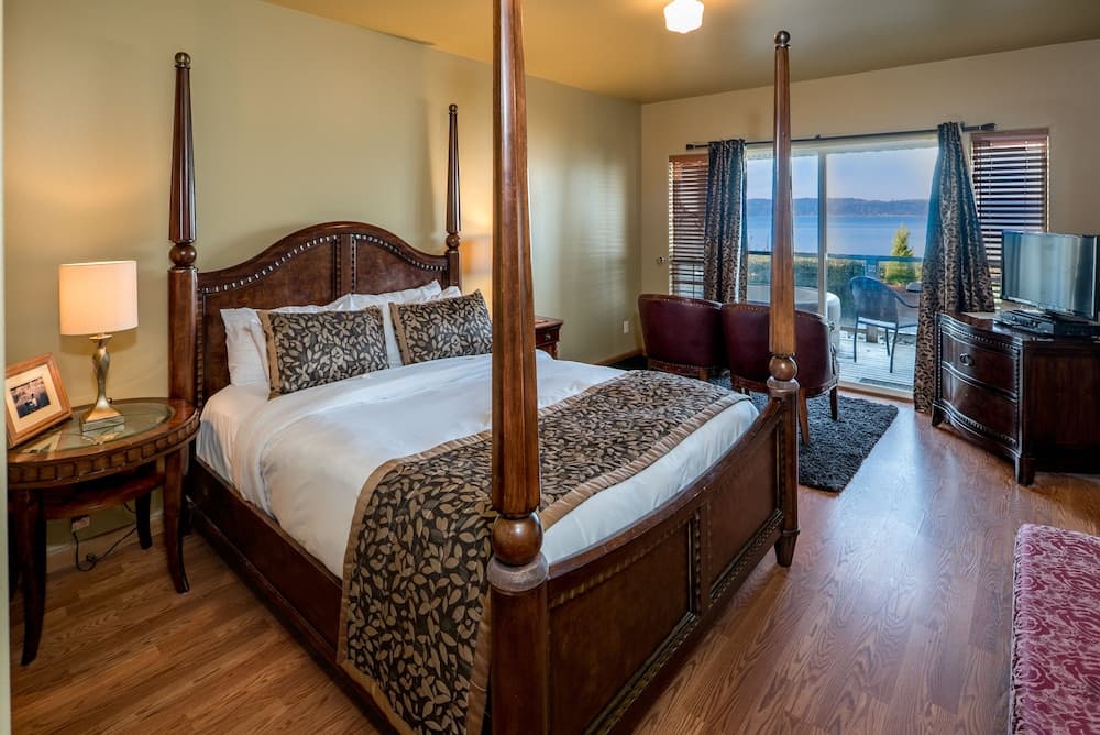 Camano Island Inn gallery photo in Camano Island, WA — image 17