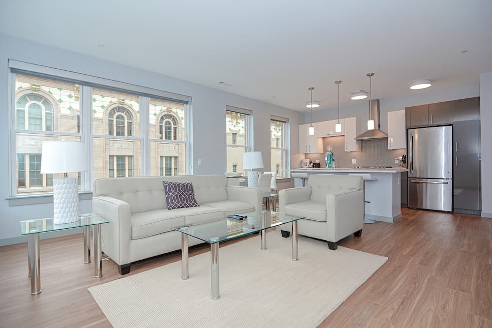 Global Luxury Suites Downtown Providence gallery photo in Providence, RI — image 25