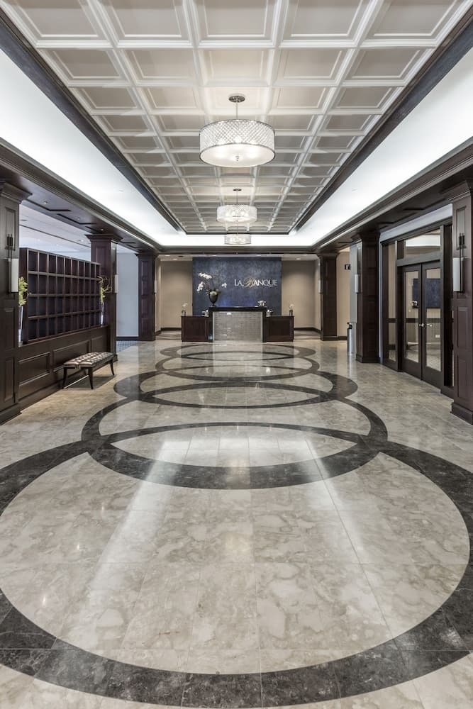 La Banque Hotel gallery photo in Homewood, IL — image 34