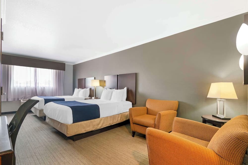 Best Western Plus Olathe Hotel gallery photo in Olathe, KS — image 22