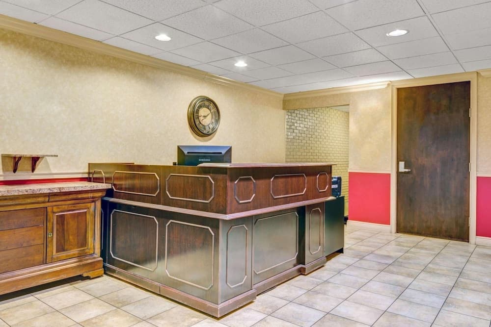 HomeSpring Inn & Studios featured exterior or lobby in Rocky Hill — similar hotel